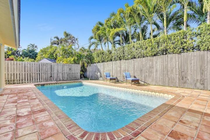 Beautiful 4 Bedrooms/Pool/Walk To Beach Диърфийлд Бийч Екстериор снимка