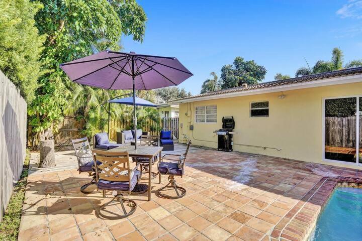 Beautiful 4 Bedrooms/Pool/Walk To Beach Диърфийлд Бийч Екстериор снимка