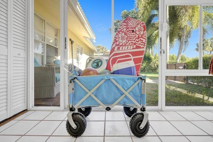 Beautiful 4 Bedrooms/Pool/Walk To Beach Диърфийлд Бийч Екстериор снимка